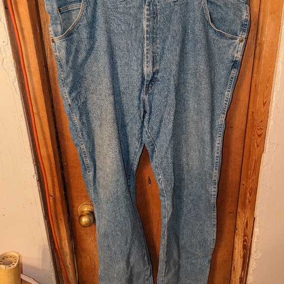 Wrangler jeans 44x30 - Picture 2 of 3